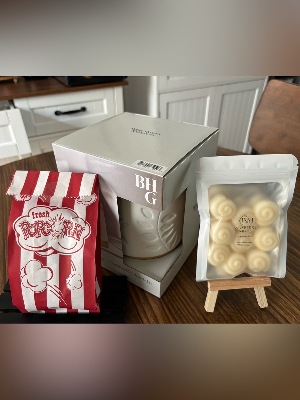Scented Wax Melts Shapes with Electric Warmer